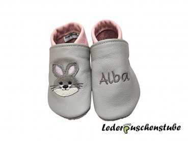 Lederpuschen mit Namen und Hasendoodle lederpuschenstube 1
